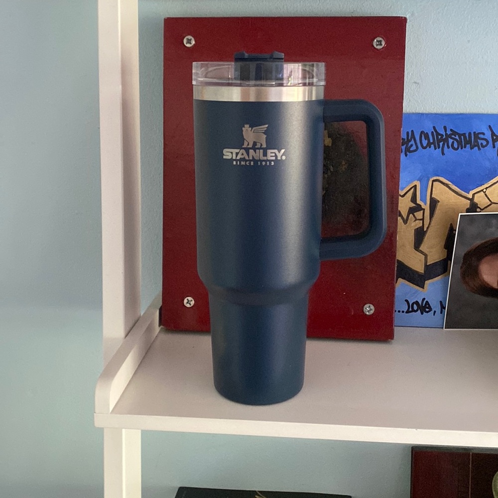 Stanley The Quencher 40oz. tumbler.